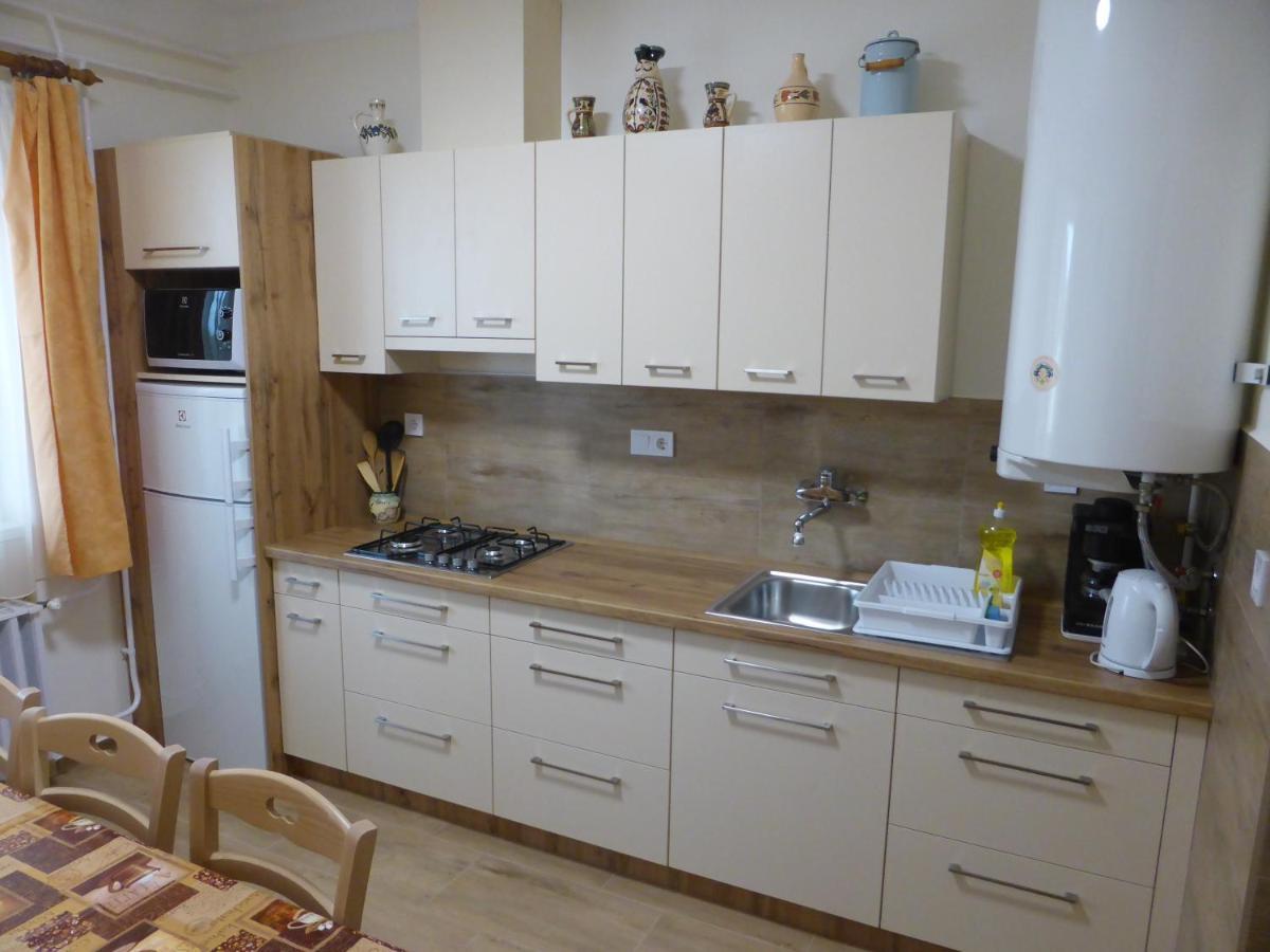 Napfeny Apartman Es Vendeghaz Egerszalók Exterior foto